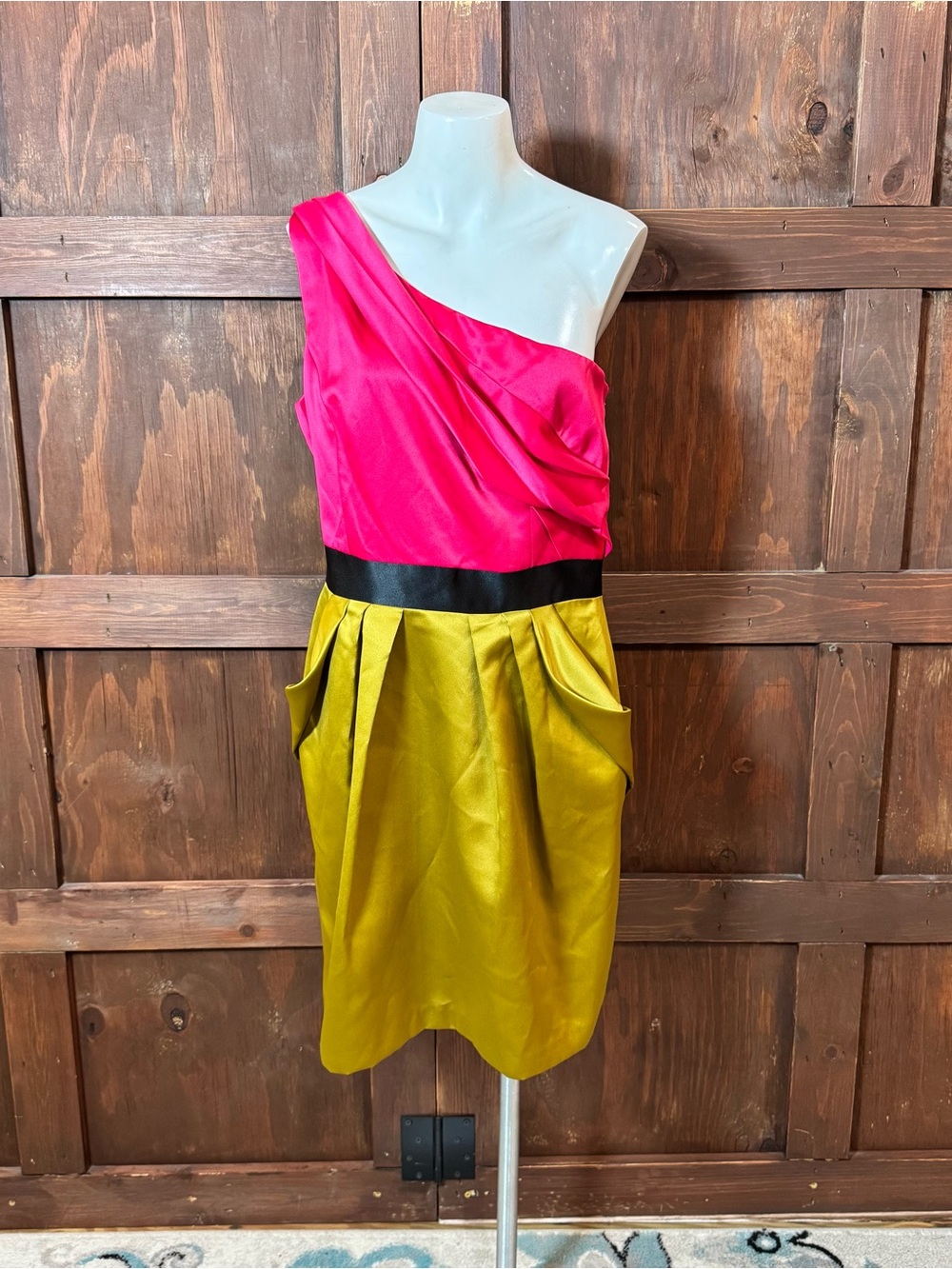 Max & Cleo One-Shoulder Hot Pink and Gold Cocktail Dress